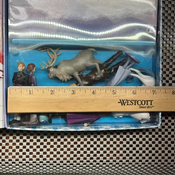 Phidal Publishing Disney Frozen 2 My Busy Books Storybook Figurines Playmat New - Picture 14 of 16